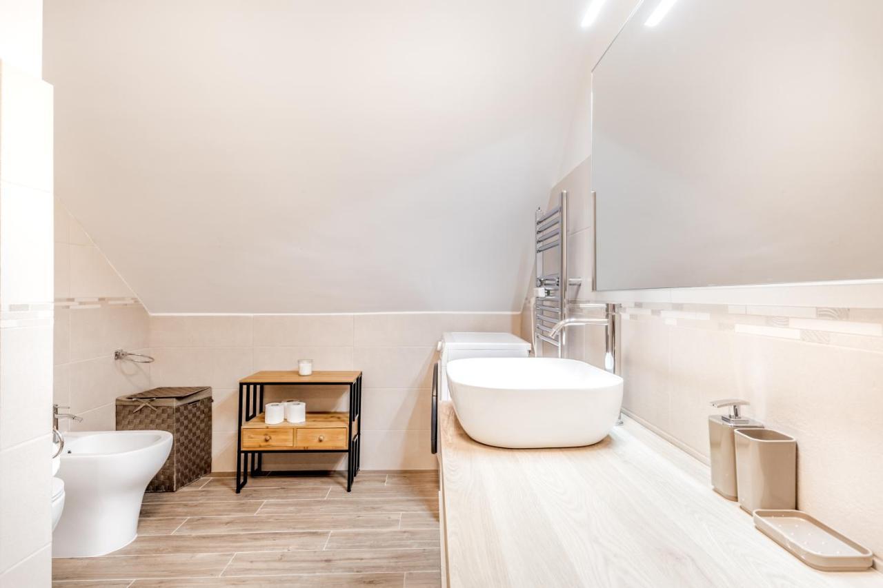 Bbhome Penthouse Bright And Elegant Metro Conca D'Oro Roma Ngoại thất bức ảnh